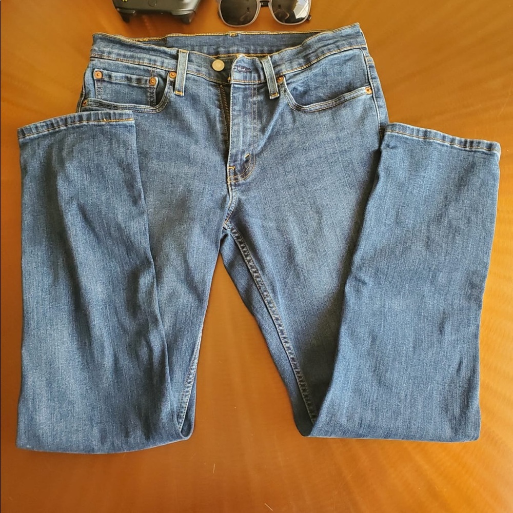 Levi jeans